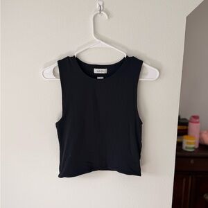 Aritzia Babaton Contour Black Sleeveless Top
